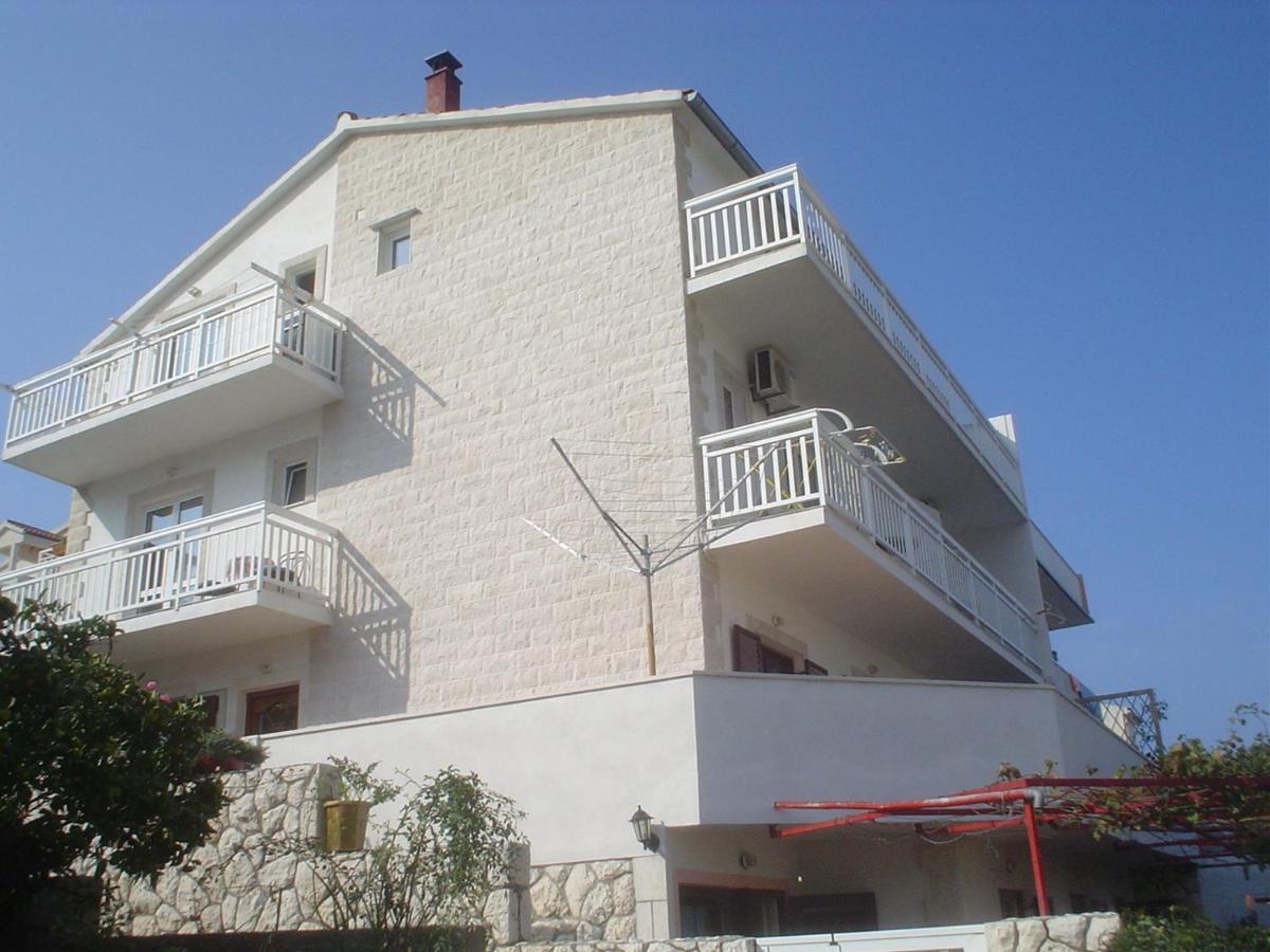Apartments Radonic Хвар Екстериор снимка