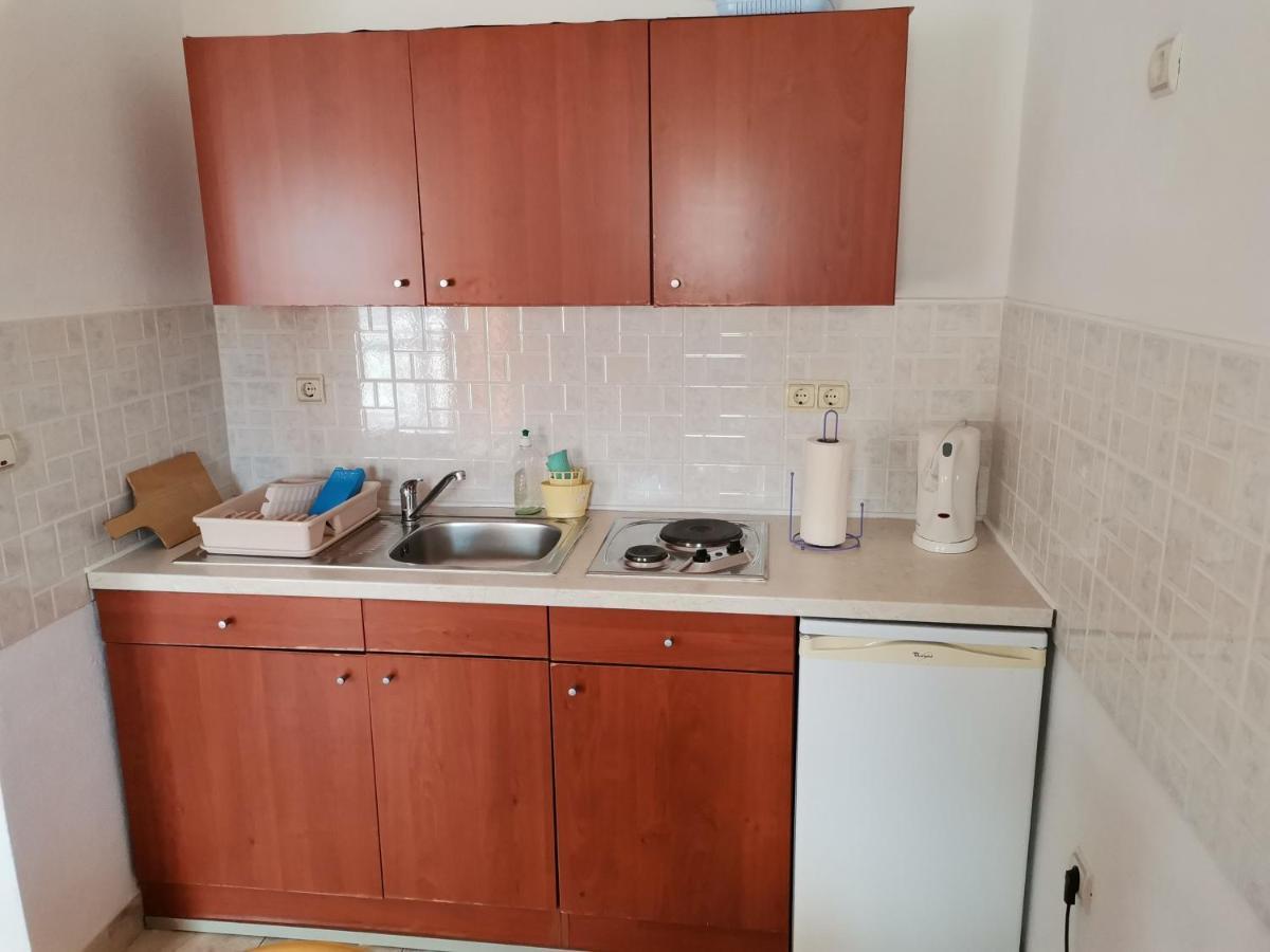 Apartments Radonic Хвар Екстериор снимка