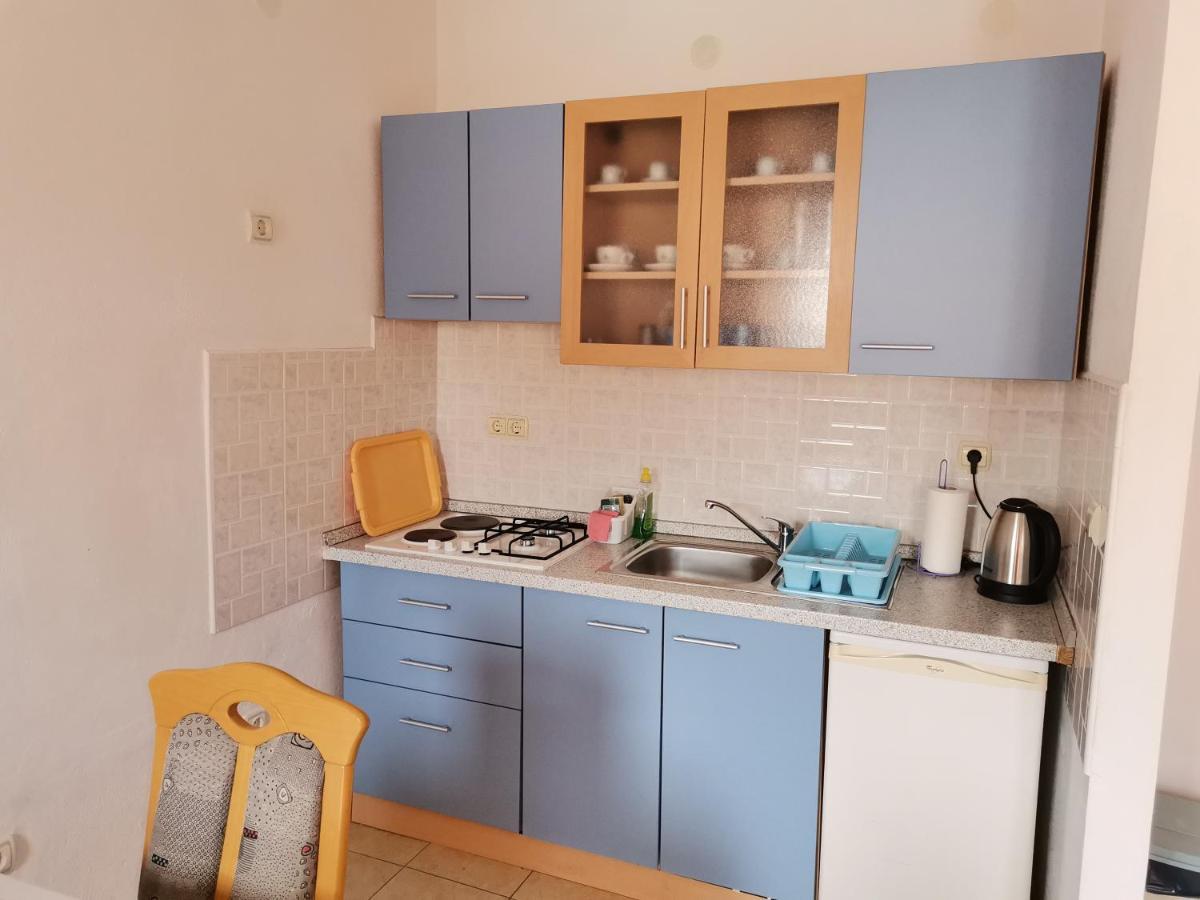 Apartments Radonic Хвар Екстериор снимка