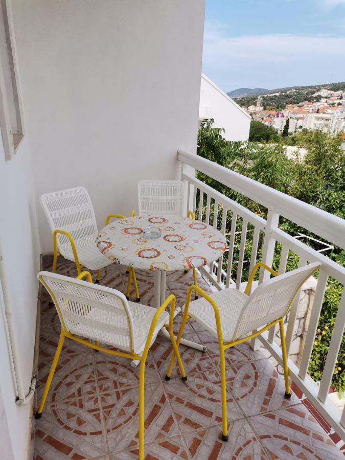 Apartments Radonic Хвар Екстериор снимка