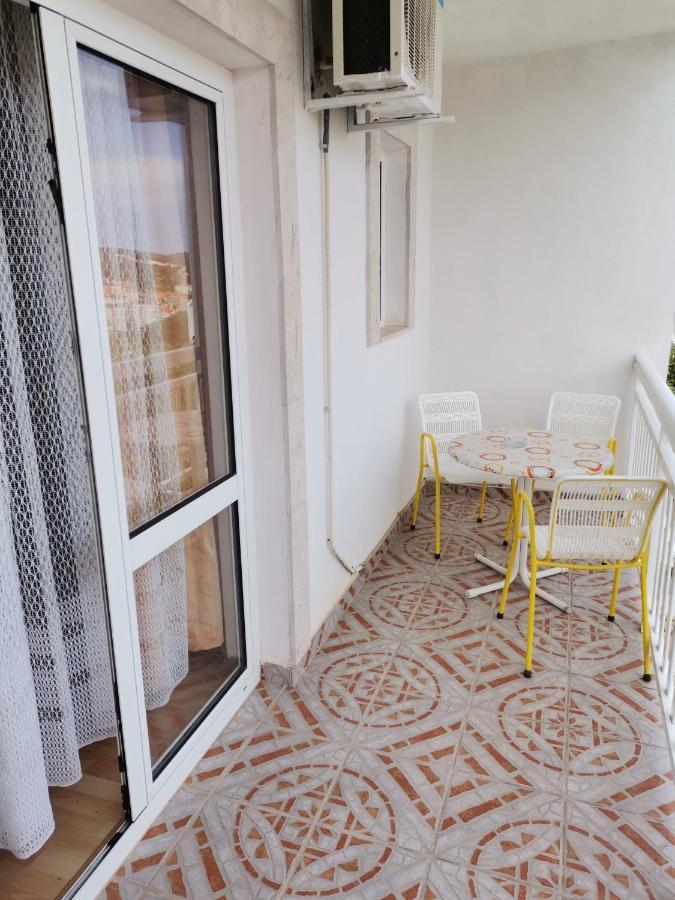 Apartments Radonic Хвар Екстериор снимка