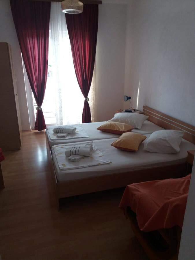 Apartments Radonic Хвар Екстериор снимка