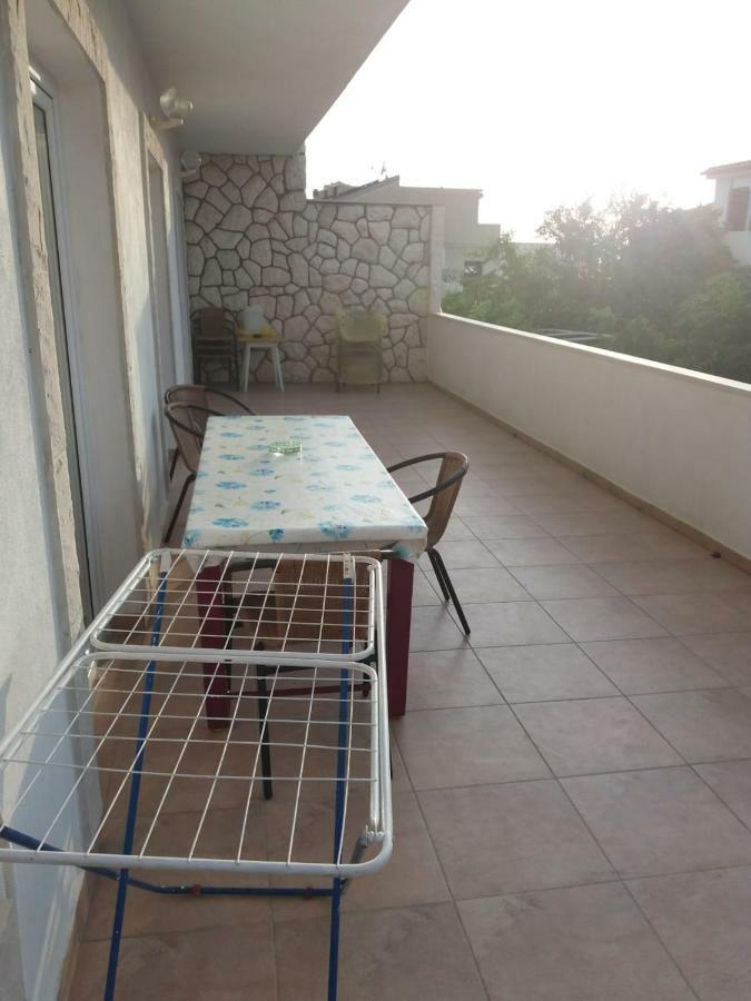 Apartments Radonic Хвар Екстериор снимка